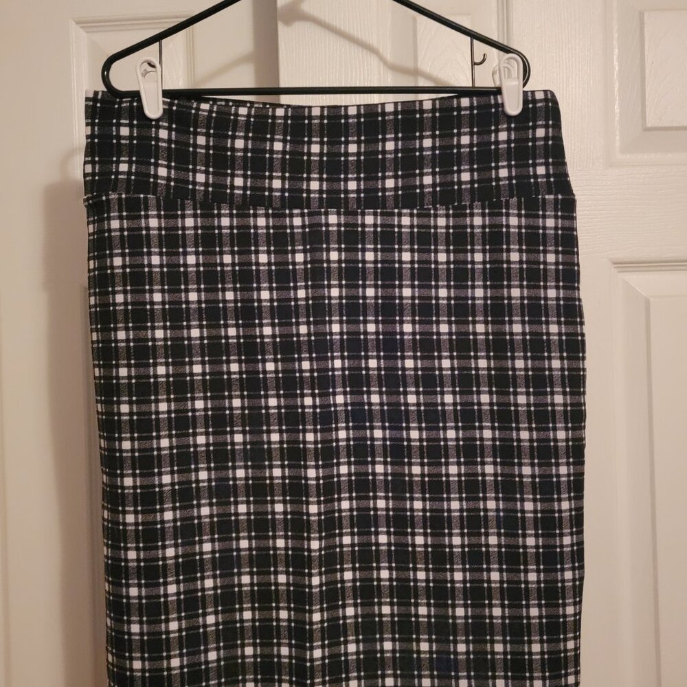 LulaRoe 3XL Cassie Skirt - White & Black Plaid
